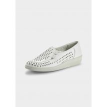 Mocassins d'été avec perforations - blanc - Gr. 39 de Goldner Fashion