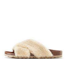 LASCANA Pantolette »Hausschuh, Mule, Sandale, offener Schuh,«, mit Korkfussbett und Fellimitat