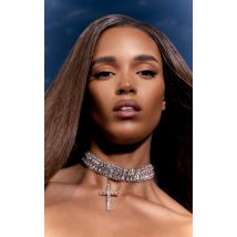 Collier ras-de-cou argenté à croix strassée, Argenté
