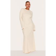 Femme Plus Robe longue crêpée texturée crème à manches longues et ourlet légèrement volanté | Taille 48