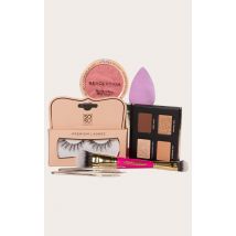 PRETTYLITTLETHING Coffret beauté pour un Soft Glam, Rose