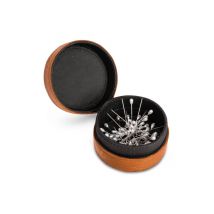 Boite Magnétique Pour Aiguilles, Épingles - Emeli - Muud Whisky Taille N°hauteur: 4 Cm Et Diamétre: 8 Cm - Muud