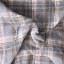 Tissu Matelassé Ciarra Tout Doux Envers Doudoune Carreaux Roses Et Bleus Sur Fond Gris - Craftine