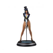 Dc Direct Dc Cover Girls - Statuette Resin Zatanna By J. Scott Campbell 23 Cm - DC Comic's