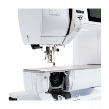 Machine À Broder B500 Et Module De Broderie Série 5 - Bernina Blanc