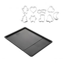 Ensemble Avec Plaque À Pâtisserie Extensible Et 9 Emporte-pièces Sur Cintre Zenker