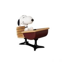 Snoopy - Mini Figurine Medicom Udf Série 18 Snoopy Avec Son Bureau 9 Cm