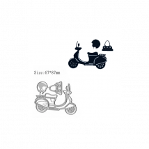 Die Vespa Avec Son Sac À Main Et Son Casque - No Name