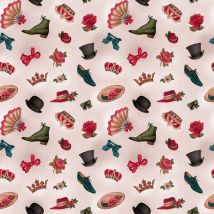 Tissu Coton Imprimé Accessoires Aristo Sur Fond Rose Bébé - Craftine