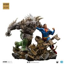 Dc Comics - Statuette 1/10 Bds Art Scale Superman Vs Doomsday Heo Eu Exclusive 30 Cm - Iron Studios