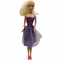 Poupée En Robe De Danse