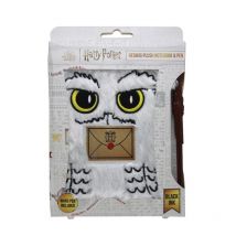 Set Harry Potter - Carnet De Notes Hedwige Fourrure Et Stylo Baguette Magique - Cadeaux-et-anniversaire.com
