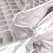 Tissu Matelassé Craftine Kimy Métallisé Simili Sur Fond Argent - Au Mètre