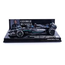 Voiture Miniature De Collection - Minichamps - Mercedes-amg W14 E Performance - Échelle 1/43 - Australian Gp 2023 - Noir/vert - Minichamps