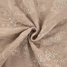 Tissu Double Gaze Ajouré Fleurs Brodées Sur Fond Beige Sable - Au Mètre - Craftine