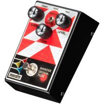 Invader Distortion Maestro
