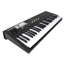 Synthétiseur Waldorf Blofeld Keyboard - Noir - 49 Touches - 8 Kg
