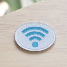 Patch Brodé Wifi – Ecusson Thermocollant – 5,5 X 4 Cm - Saperlipopette by Léna