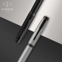 Stylo Roller Parker Im Achromatique Noir Mat Bt - Finition Noir Mat - Pointe Fine - Avec Une Recharge D'Encre Noire