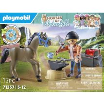 Playmobil - Maréchal-ferrant - 71357 - Playmobil Horses Of Waterfall