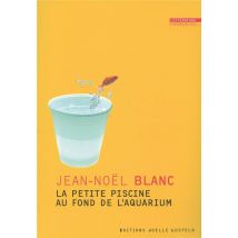 La Petite Piscine Au Fond De L'Aquarium