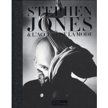 Stephen Jones & L'Accent De La Mode
