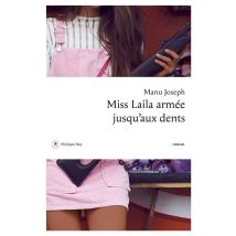 Miss Laila Armée Jusqu'aux Dents