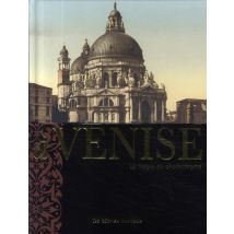 À Venise