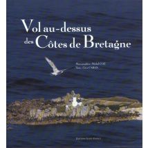 Vol Au-dessus Des Cotes De Bretagne