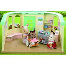 Sylvanian Families - Infirmiere Et Accessoires - Epoch d'enfance