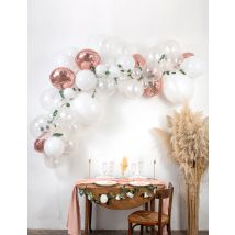 Kit arche de 70 ballons rose gold avec eucalyptus et roses