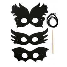 3 flache Masken aus Pappe zum Kratzen