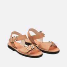 Sandalias planas de piel con hebilla Avarca