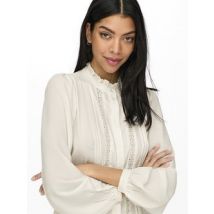 Camisa de cuello alto
