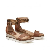 Sandalias con tacón en cuña de piel Mujer Talla 40. Color Marron