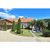 Holiday farm situated next to the Kellerwald-Edersee national park with a sunbathing lawn