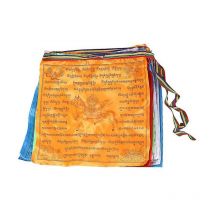 1 rouleau de drapeaux bouddhistes