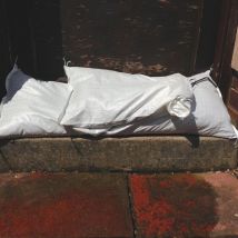 Yuzet - 48 x White Woven Polypropylene Sandbags Sacks flood Sand Bags 33cm x 78cm - White