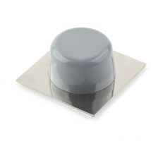 2 Topes de puerta adhesivo con acabado gris. Dimensiones: 45x45x20 mm -