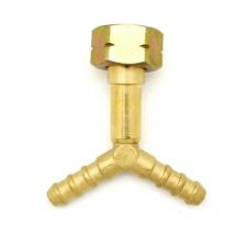 3-Wege-Cruiser mit Mutter Ch 25 und zwei Schlauchausgängen