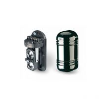 60 m optische Doppelstrahlbarriere, IP54. Programmierbare Eingriffszeit.