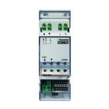 Bticino - Actuador de persiana 2 relés internos enclavados 2A 250Vac F401