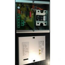 ADE - VM230/3U - Controlador de energía eléctrica monofásico