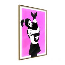 Affiche Murale Encadrée "Banksy Bomb Hugger" 30 x 42 cm Or