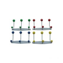 Appendiabiti da parete in metallo Orione colorato con pomoli in ciliegio Verde appendiabiti a quattro posti