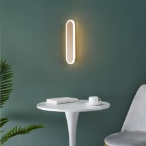 Applique longiligne minimaliste dorée - Delia