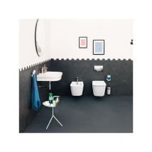 Sanitari A16 sospesi senza brida cm. 52x36 con sedile slim soft
