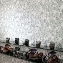 Sygma Group - Azulejo de mosaico de vidrio y mármol blanco para piso o pared modelo york