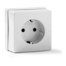 Base con tt de superficie 16A 250V Famatel 5023-B