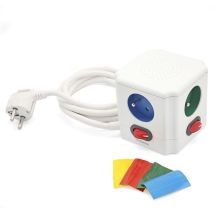 Multiprise cube FISHTEC – 4 prises – 16A – 9.1 x 9.1 x 8.9 cm – Câble 1,5 m – Certifiée RoHS, LVD, GS / NF